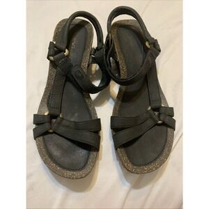 Woman's Teva Cork Wedge Sandal Dark Brown Leather  Size 10